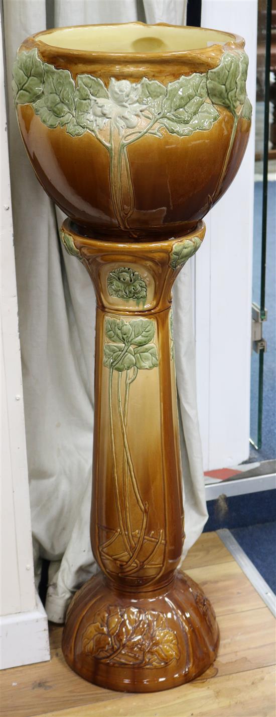 A jardiniere on stand 103cm